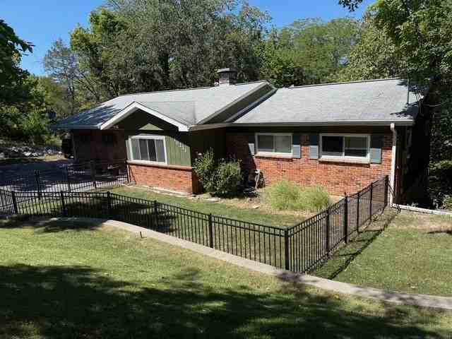 10233 Schuessler Rd - Photo 2 of 31