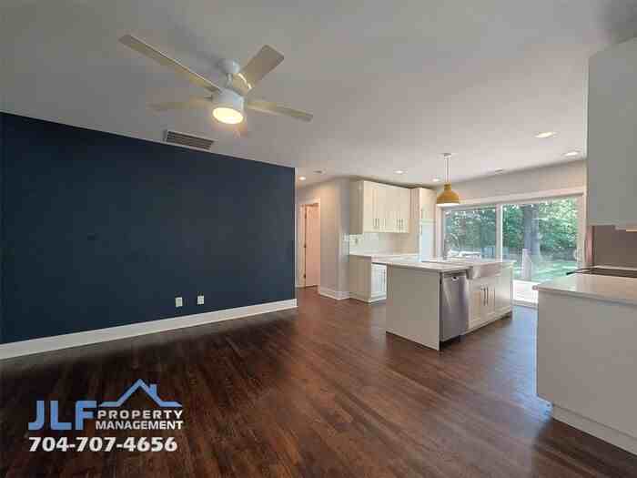 3433 Draper Ave - Photo 2 of 26