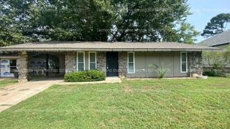 1116 Towering Oaks Dr - Photo 1 of 1