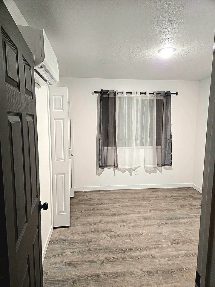 1082 N Mildred Rd #NA - Photo 5 of 12