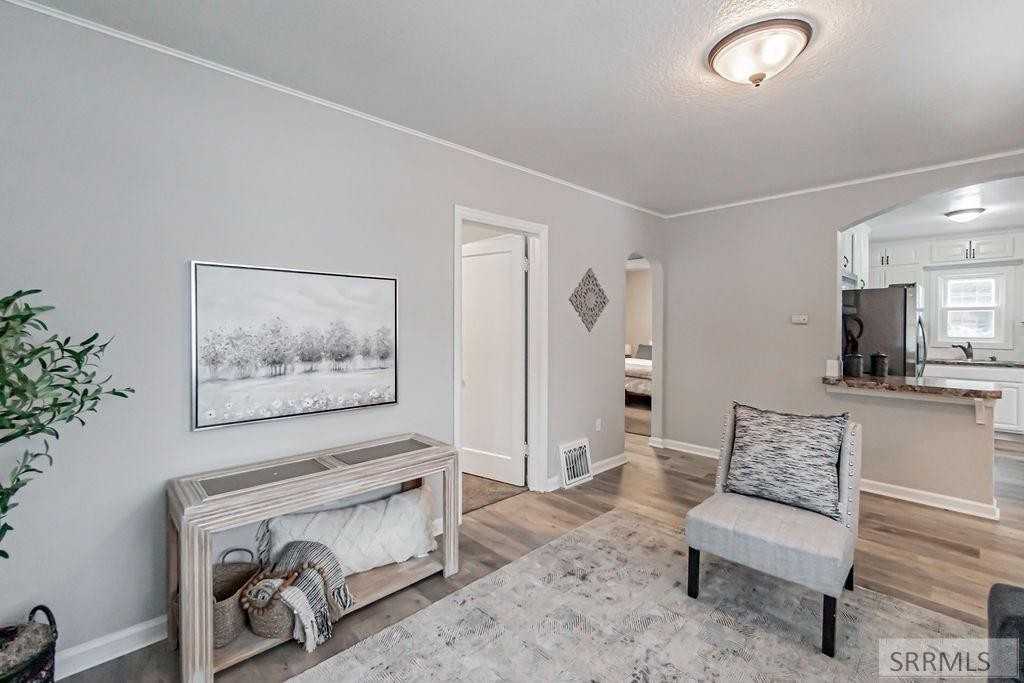 465 3rd St #NA - Photo 3 of 44