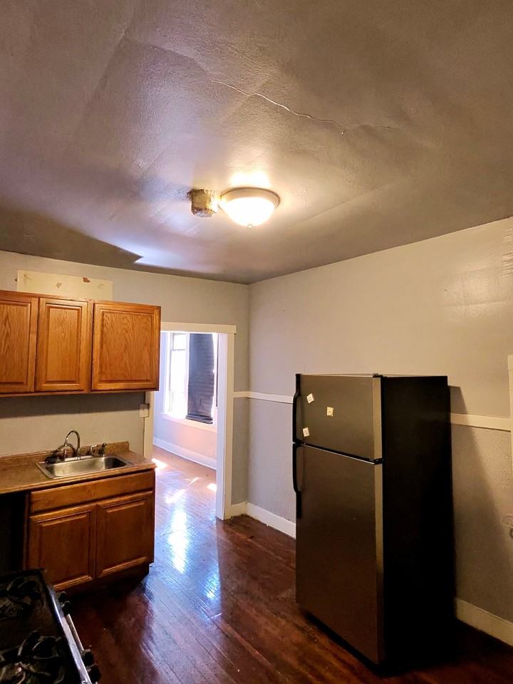 11252 South Eggleston Avenue #2ndFL - Photo 2 of 9