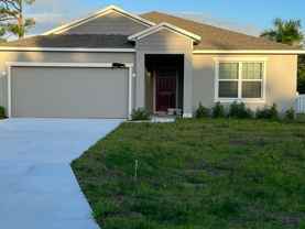 1811 Se Sandia Dr #NA - Photo 1 of 1