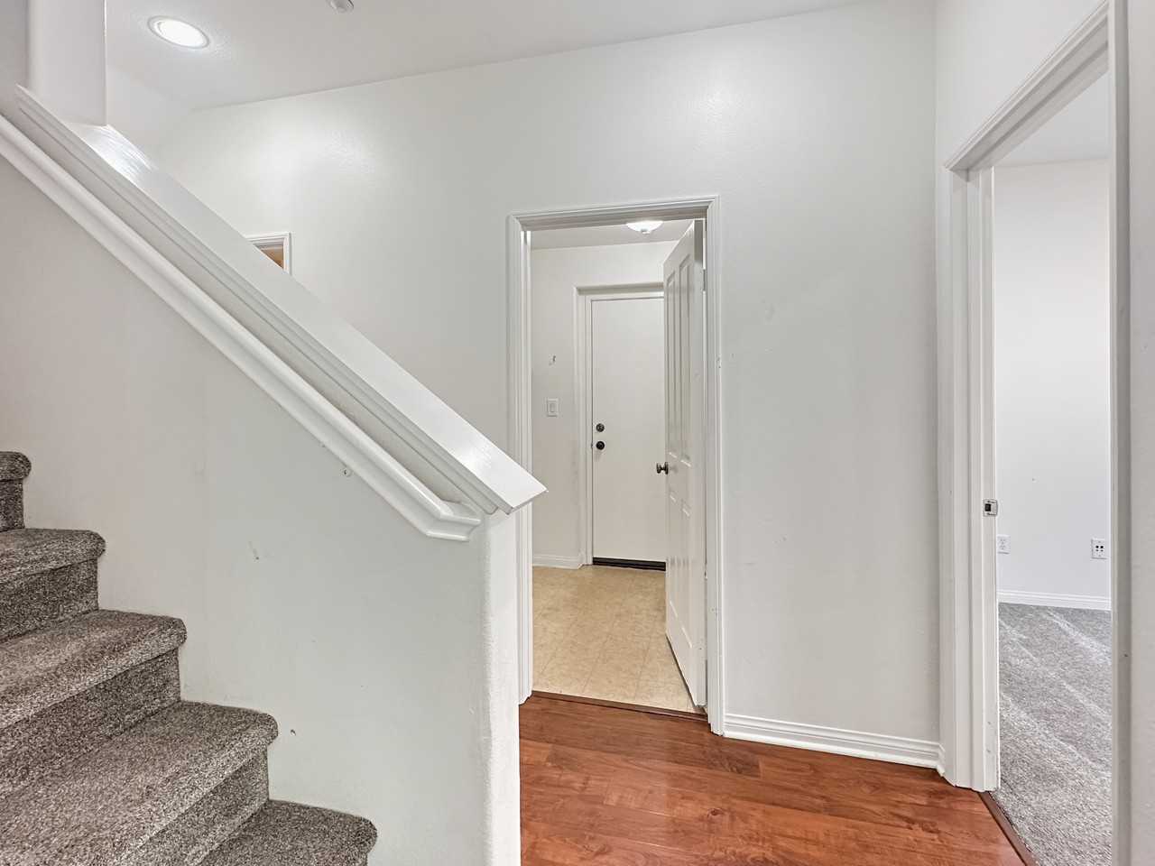 27020 Fairway Ln #NA - Photo 3 of 19