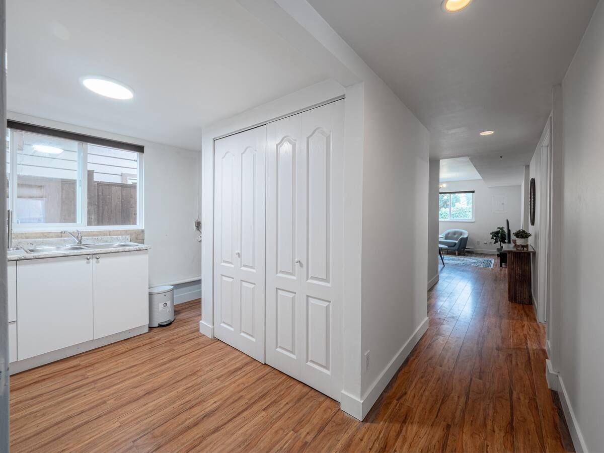 1796 Tatlow Avenue - Photo 3 of 18