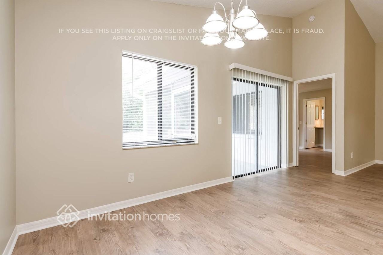 6551 Chantry St - Photo 7 of 15
