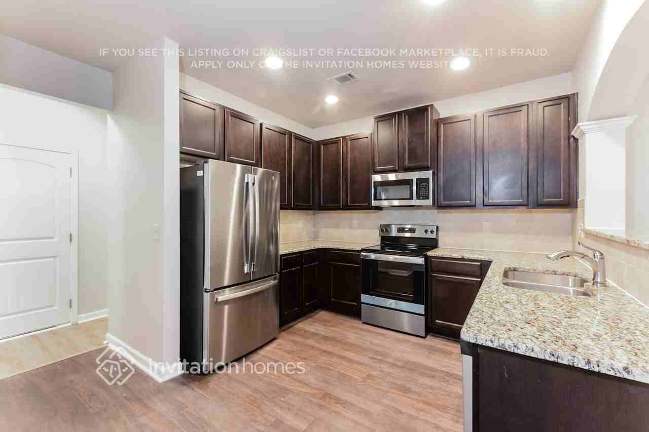 5376 Apple Grove Rd - Photo 7 of 18