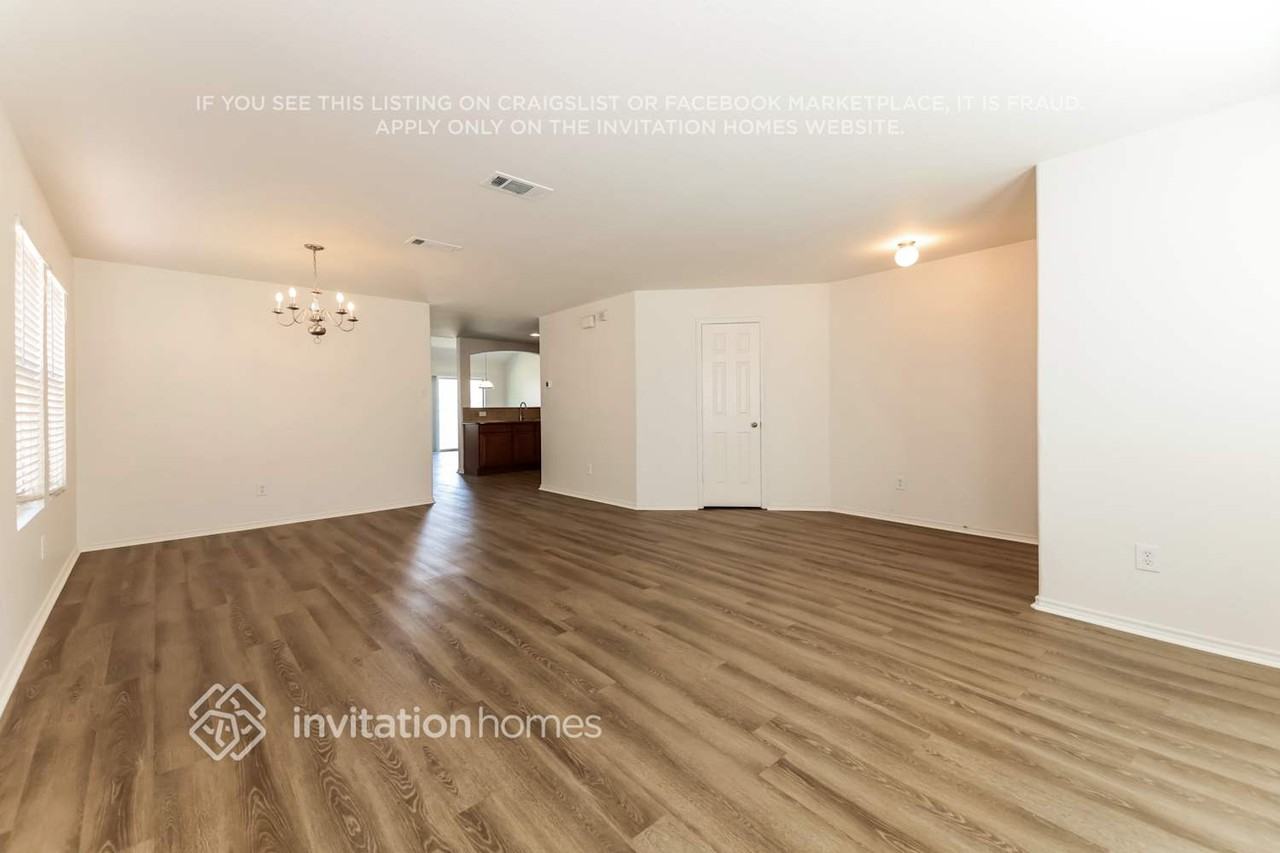 4517 Dogwood Dr - Photo 4 of 18