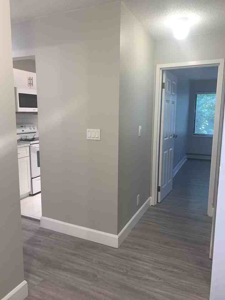 1760 Southmere Crescent - Photo 3 of 21