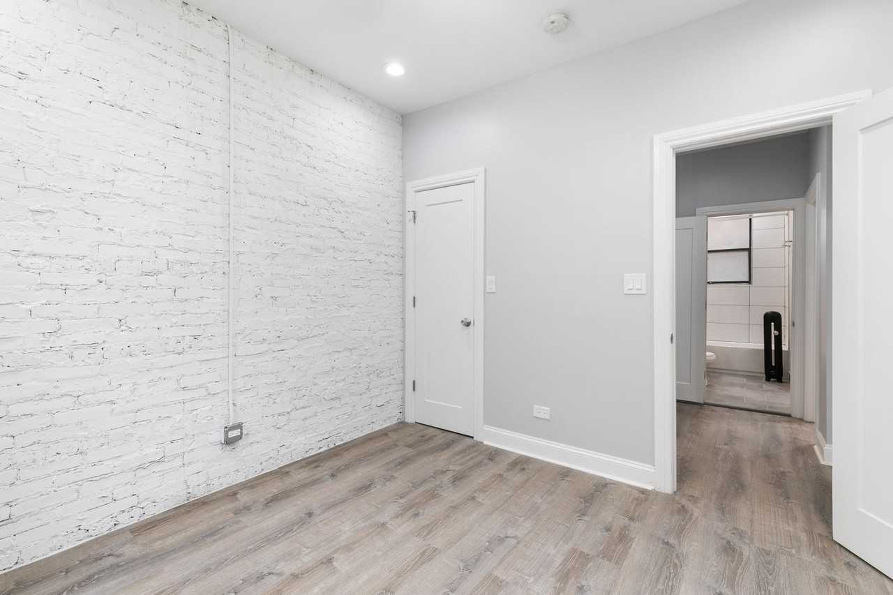 #7618 - The Villages of Eastlake - Photo 7 of 50