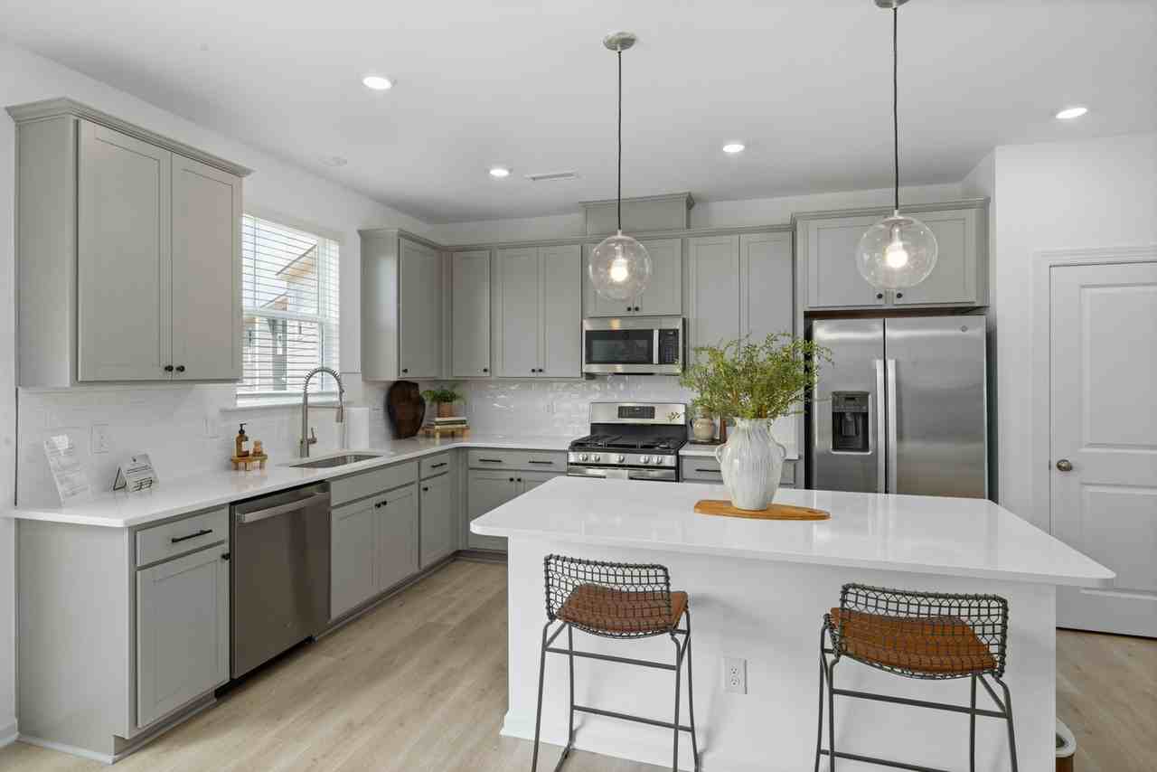 ABODE Alderwood - Photo 7 of 17