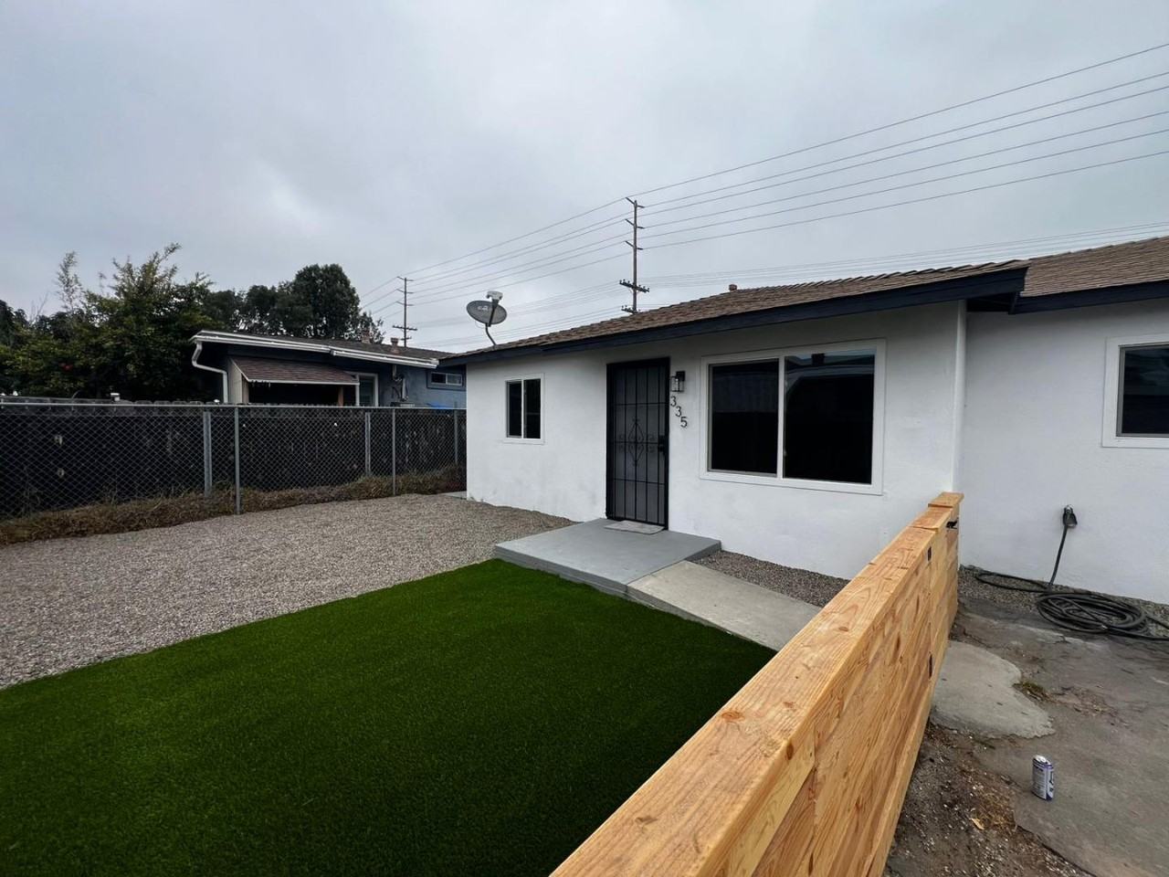 E 27th St - Photo 2 of 13