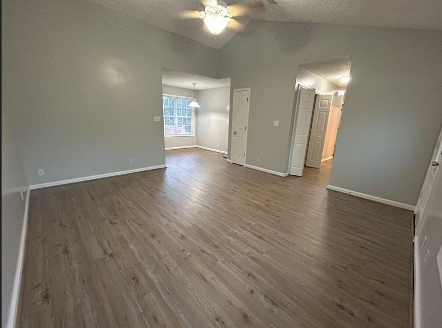 402 Faulkner Dr - Photo 6 of 20