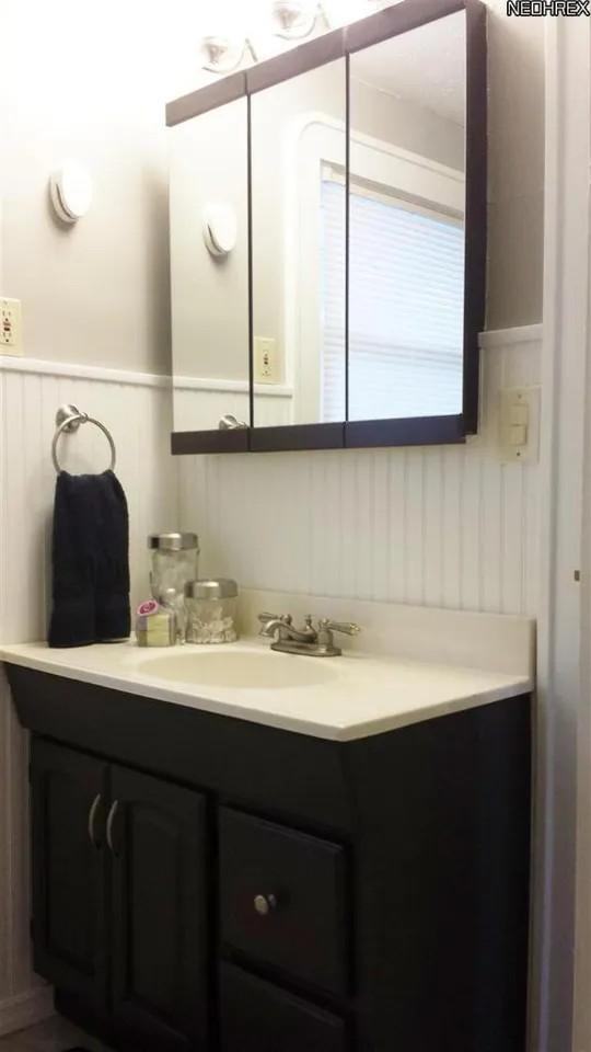 1006 Big Falls Ave - Photo 3 of 20