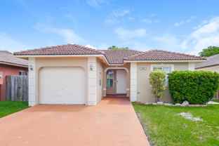 17881 Sw 143rd Ct - Photo 1 of 1