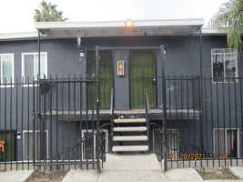 featured image of 1048 E Ave