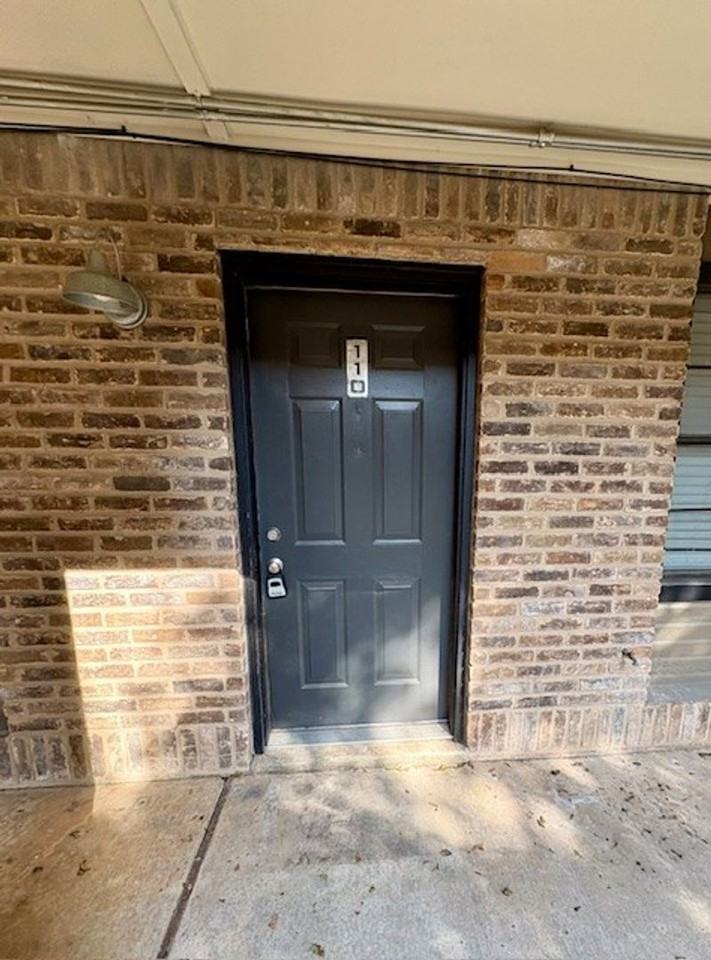 1421 S 12th St #110 - Photo 3 of 9