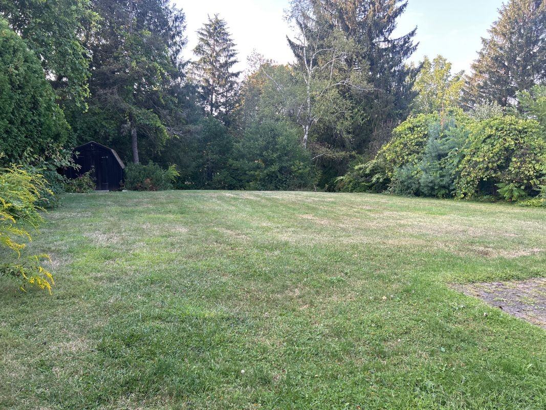 8 Beechwood Rd - Photo 3 of 25