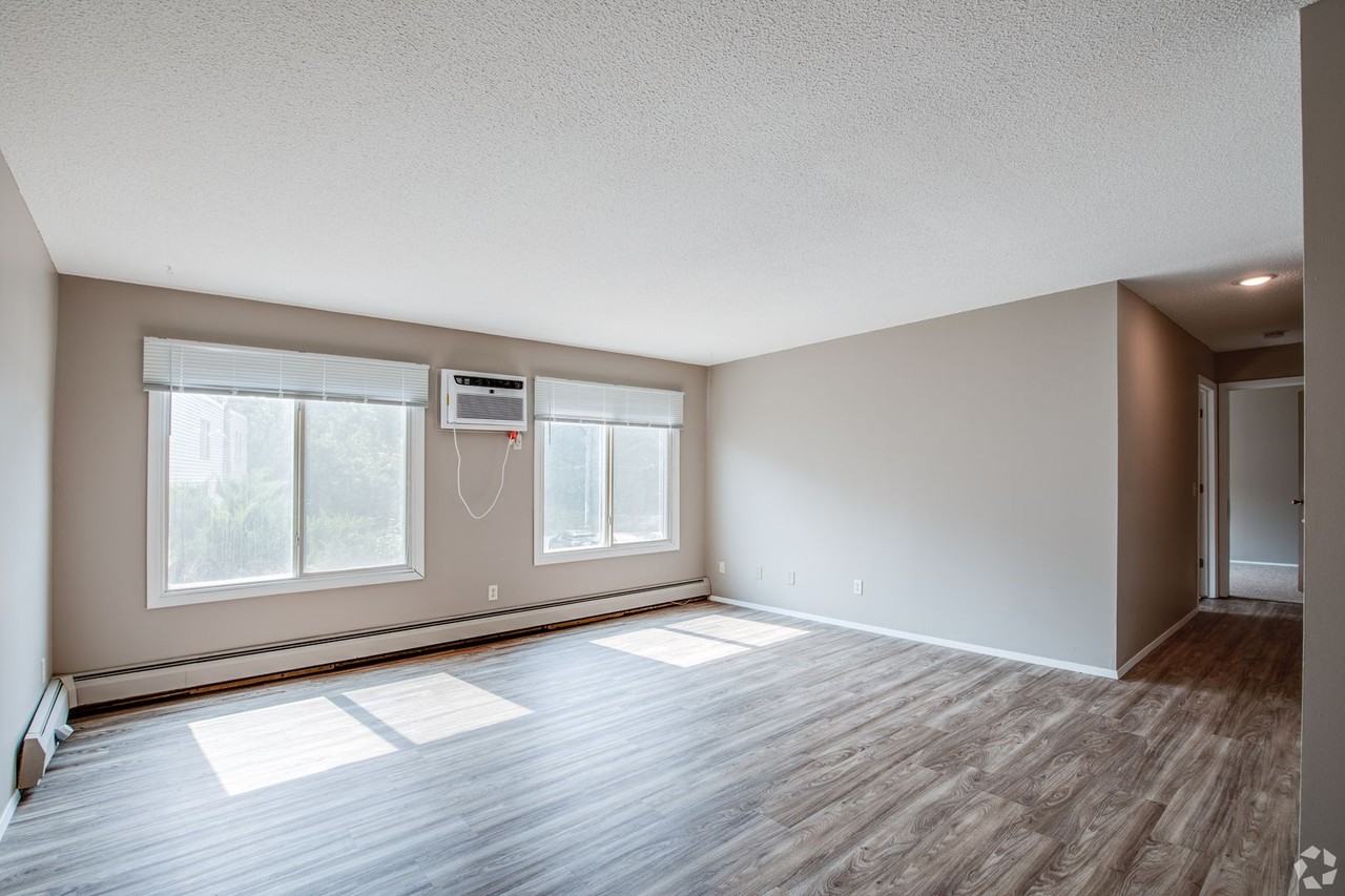 Riverview Apartments - Photo 7 of 50