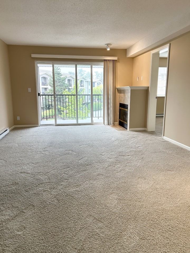 7556 - 7556 Topaz Drive - 109 - Photo 2 of 12