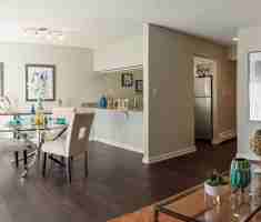 featured image of 4982 S Ulster St