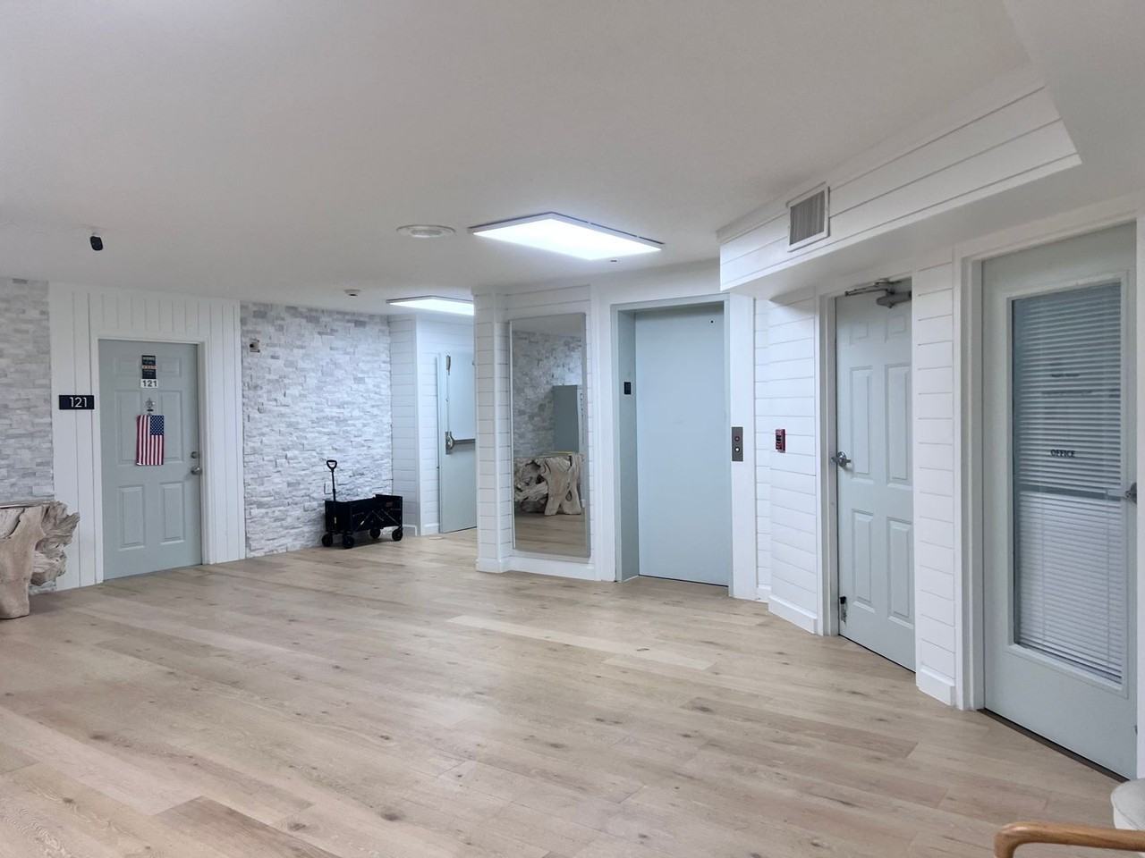 Coral Garden Apartments - Photo 7 of 29