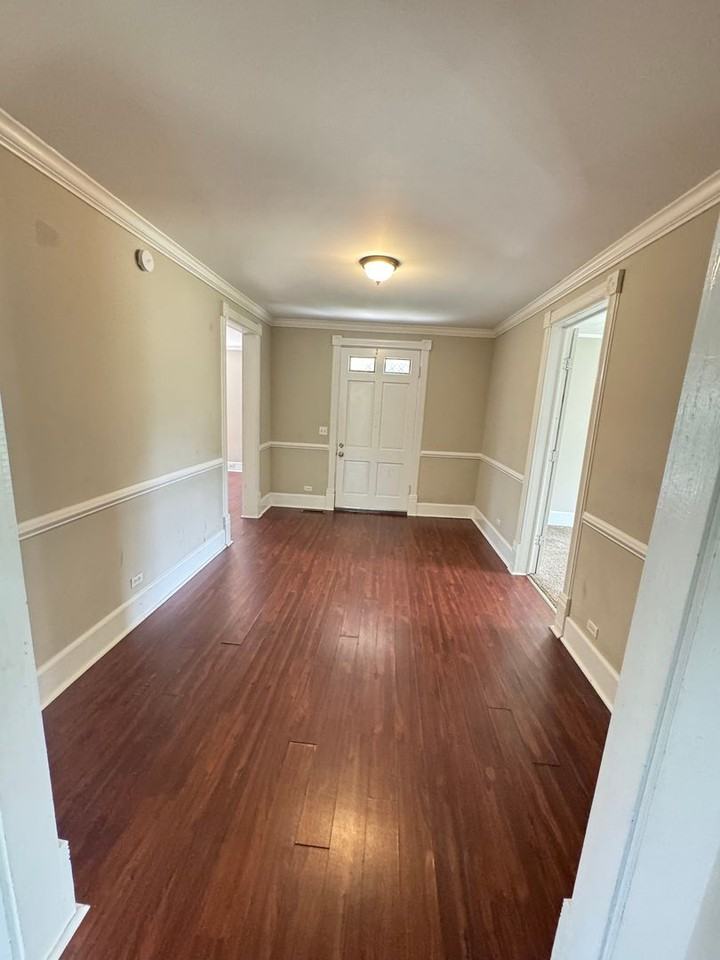 1201 5th Avenue - Photo 4 of 35