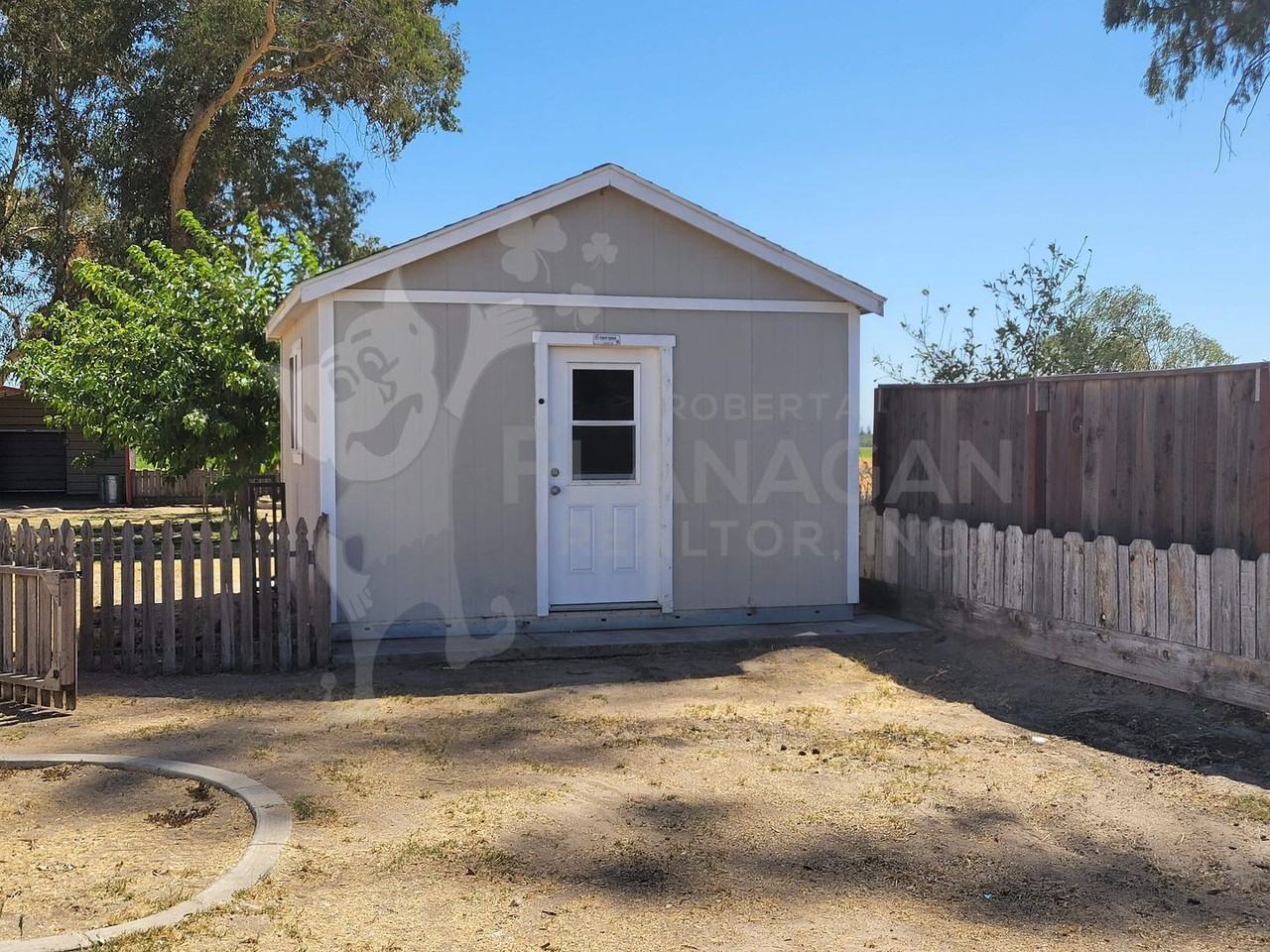 7635 Bell Dr - Photo 3 of 18