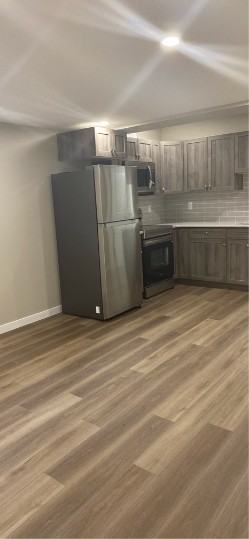 5618 Norseman Cres #1 - Photo 7 of 18