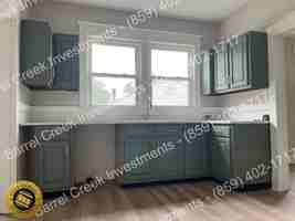 featured image of 497 Russell St