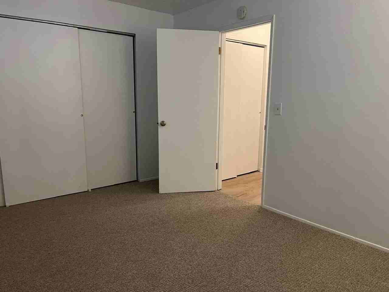 2609 Se Stark St - Photo 7 of 14