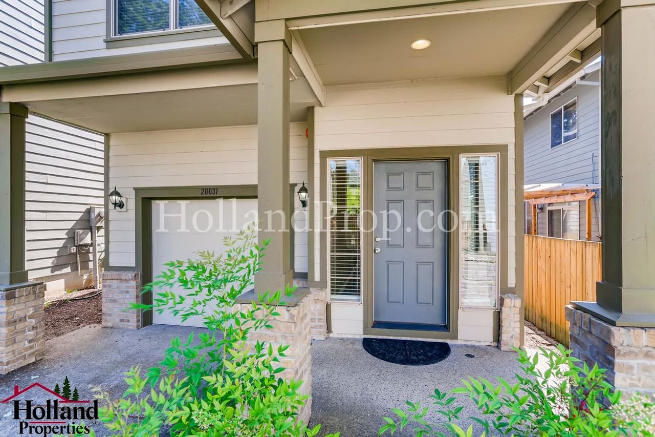 20031 Southwest Jette Lane - Photo 2 of 27