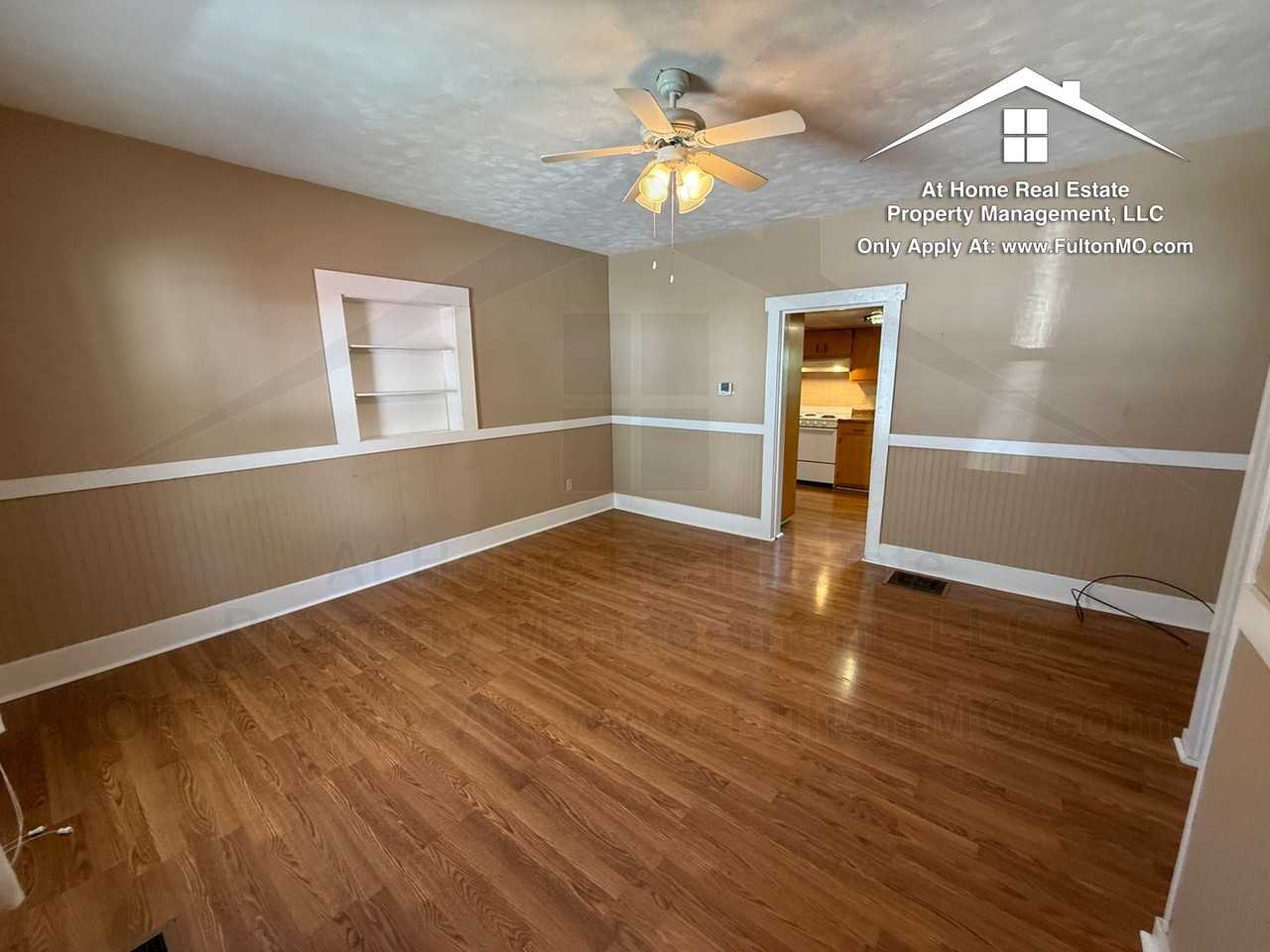 110 West 3rd Street - Photo 4 of 27