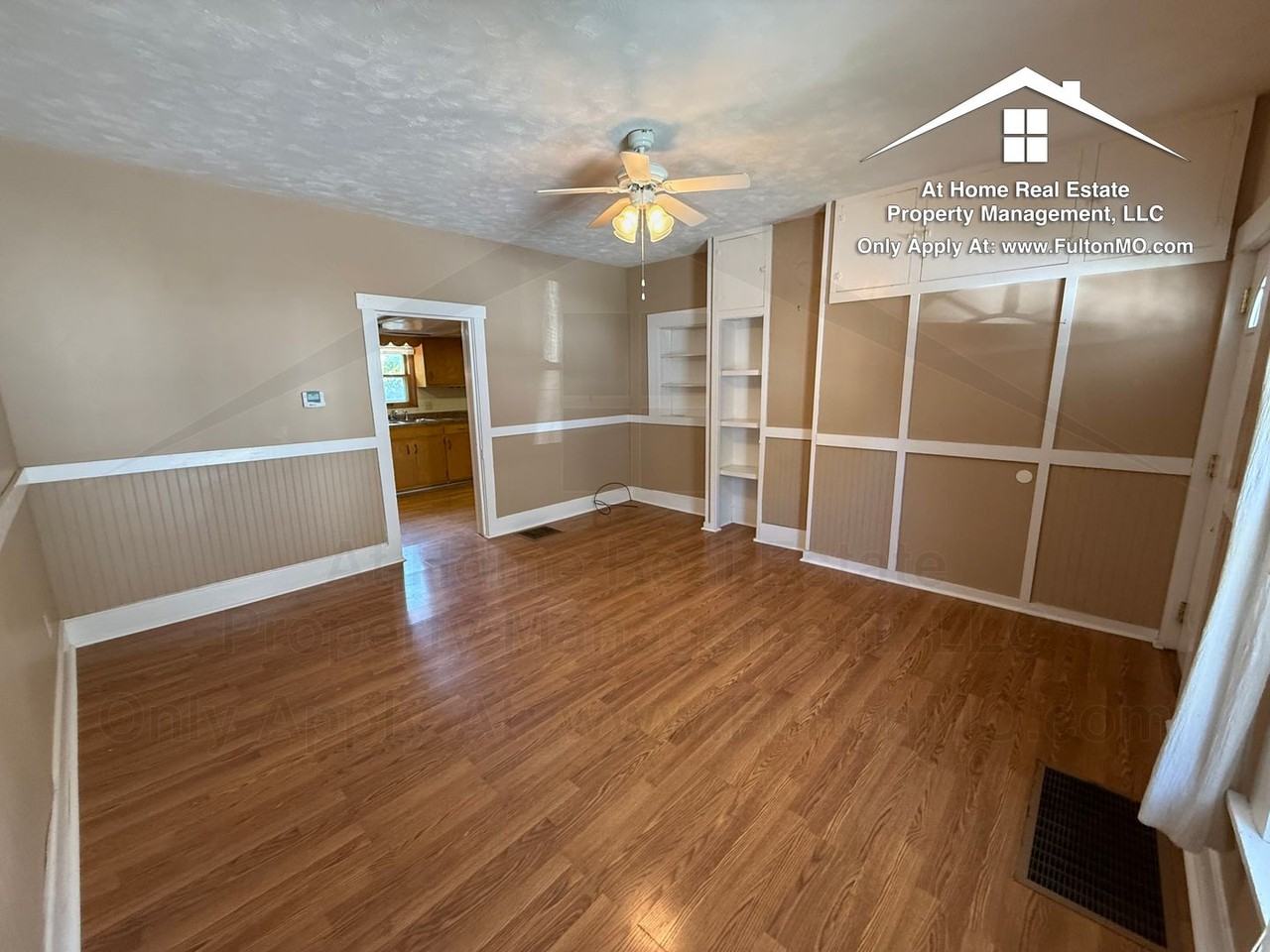 110 West 3rd Street - Photo 5 of 27