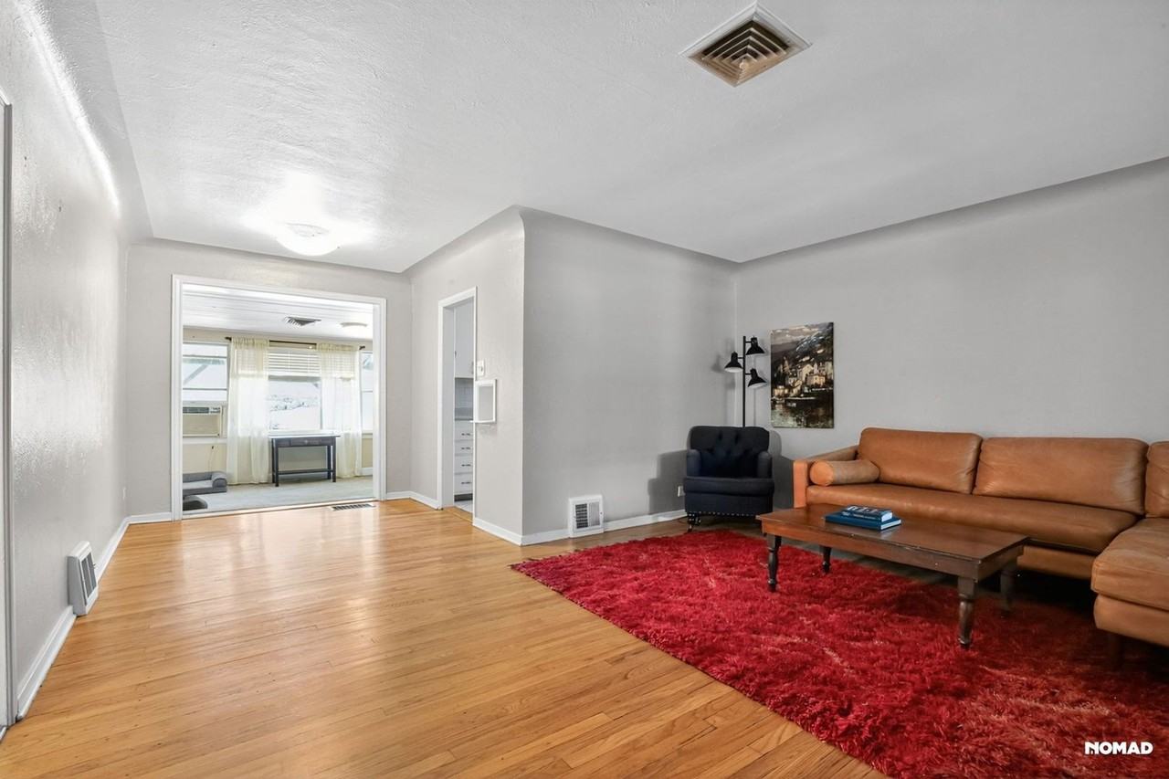 1139 Kearney St - Photo 7 of 29