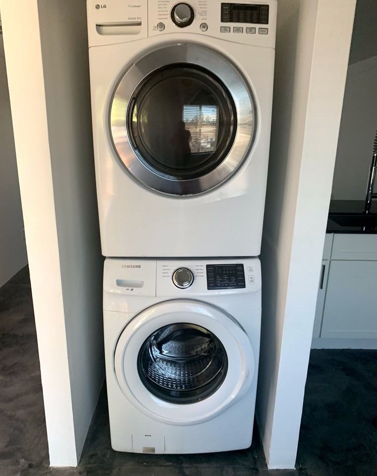 4233 4233 N Longview  - 203 #203 - Photo 4 of 7