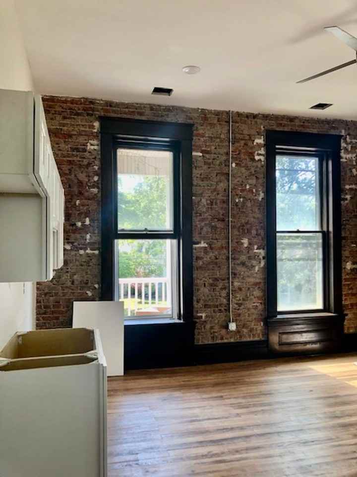 1347 Park Street - Photo 2 of 7