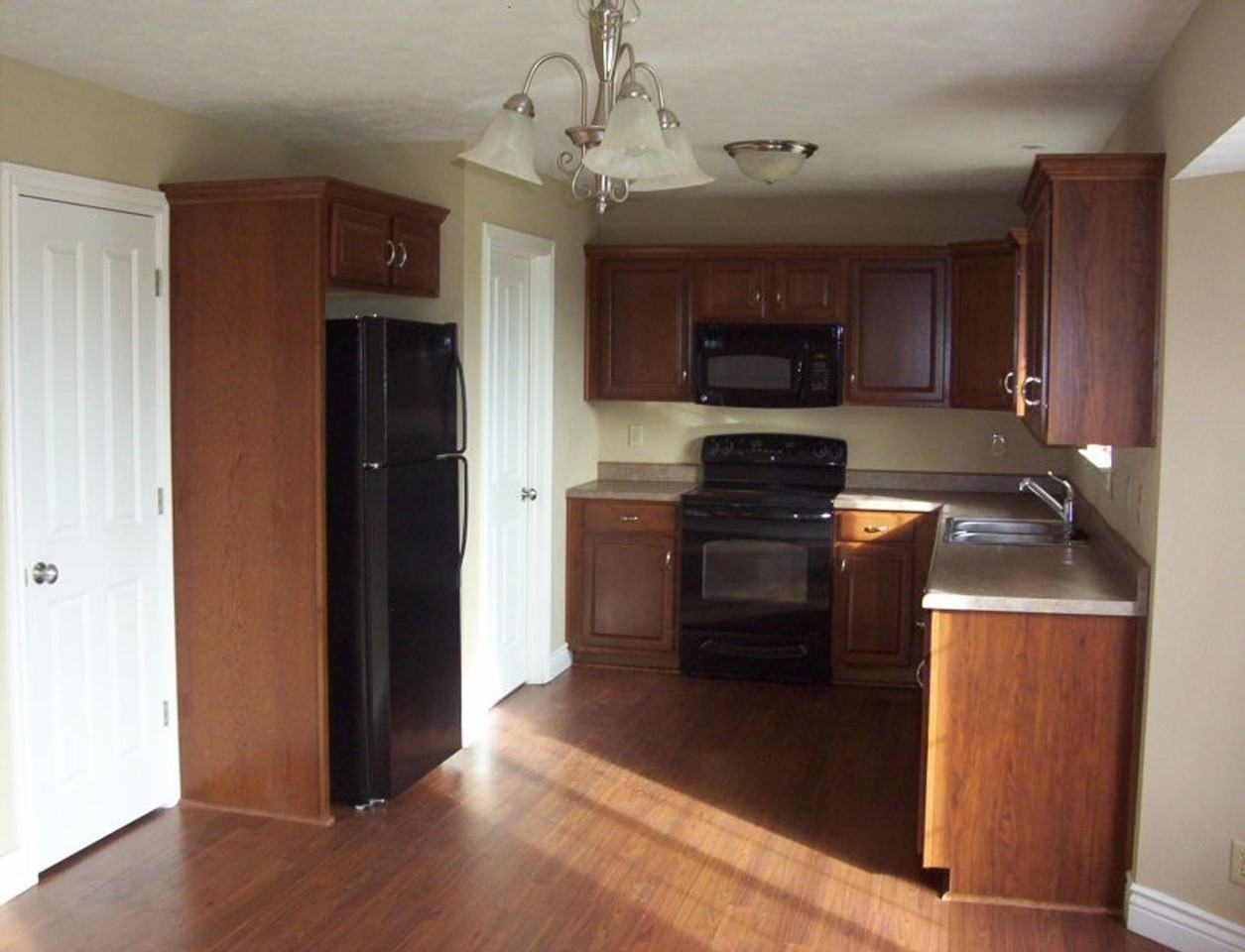 4428 Somerset Dr - Photo 3 of 6