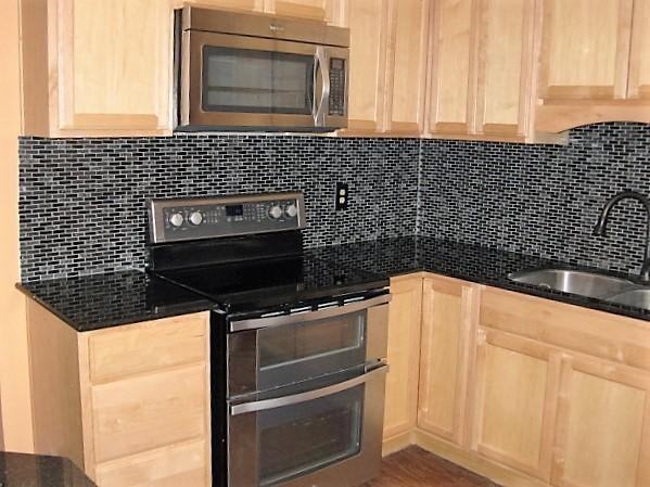 727 Hickory St - Photo 4 of 10