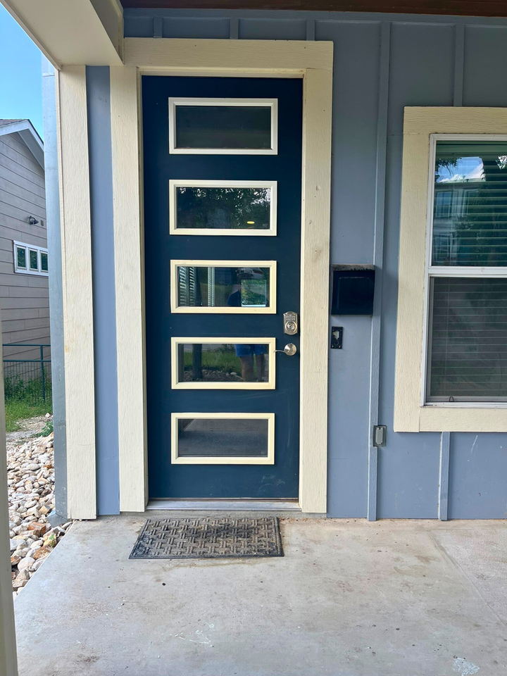 427 Natalen Street - Photo 4 of 19