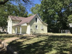 831 Laramie St - Photo 1 of 1