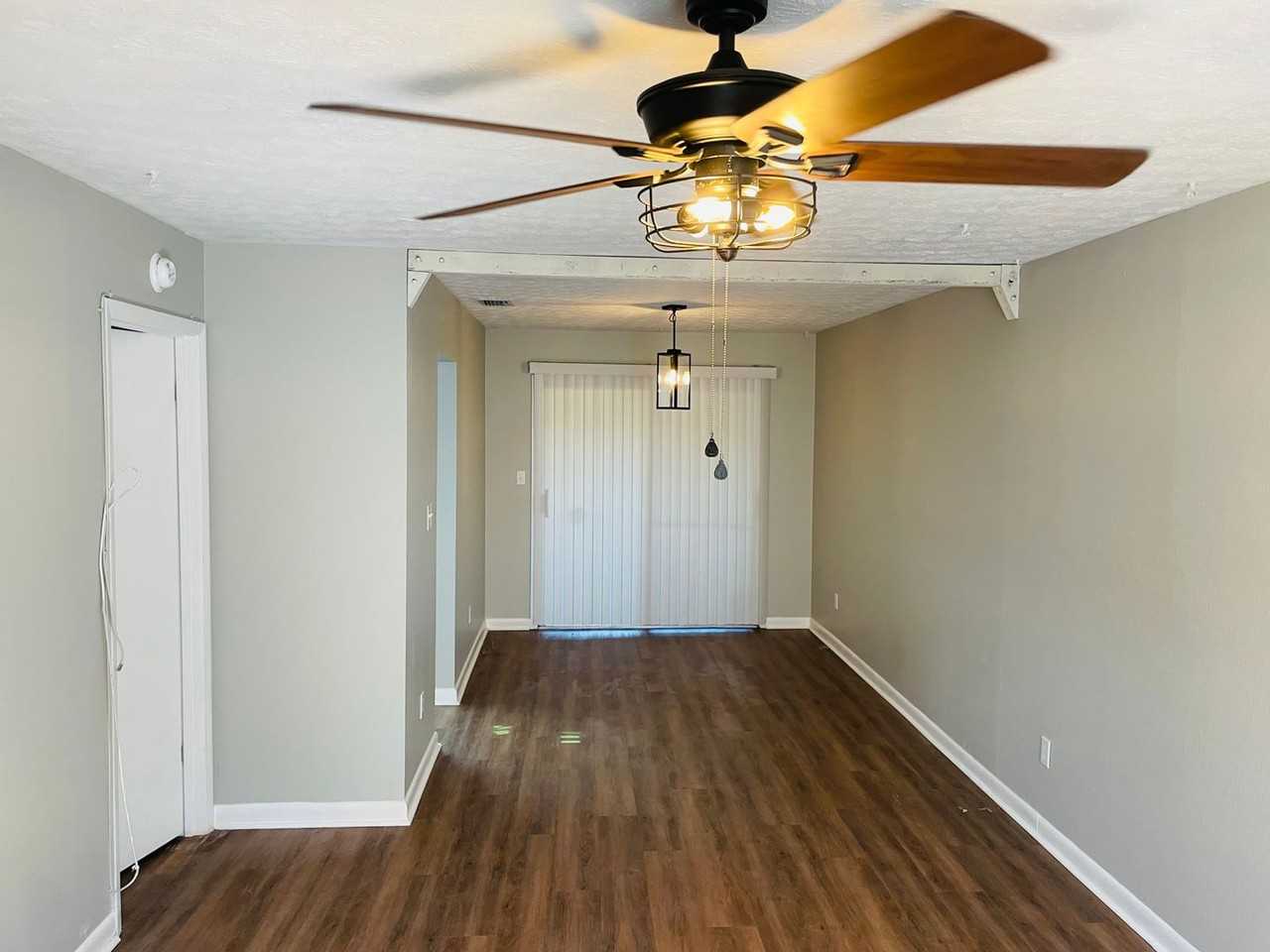 1510 Fuller Rd - Photo 4 of 28