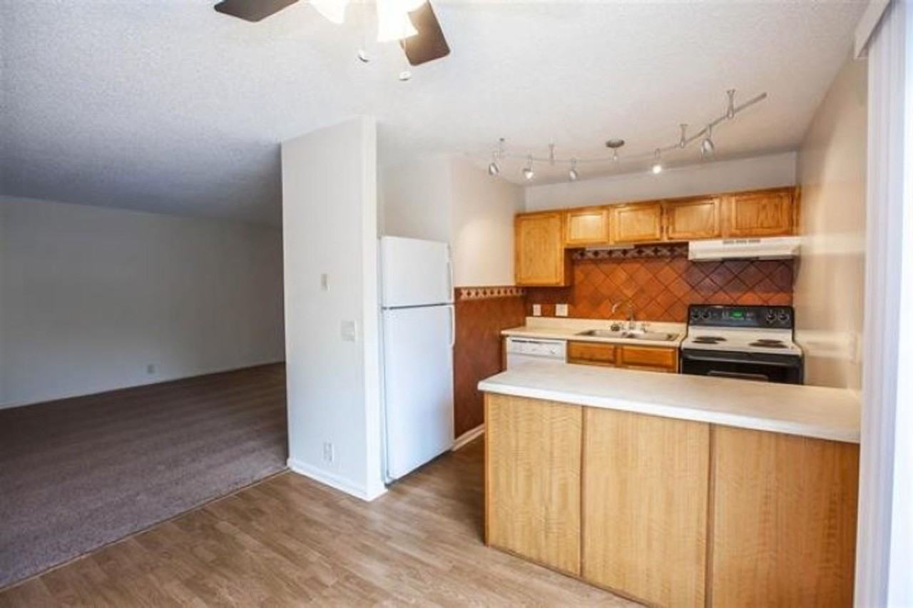 701 Dondee Dr #7 - Photo 4 of 12