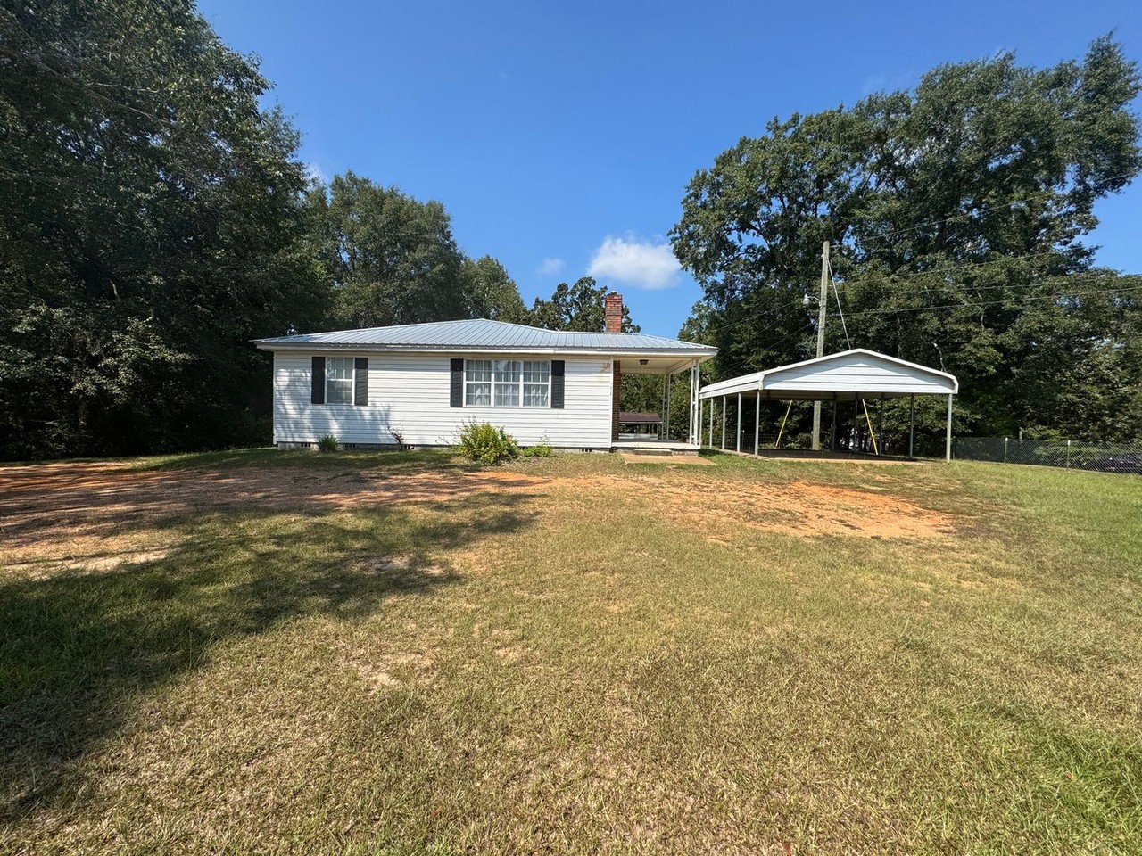 1426 Edgeworth Dr E - Photo 3 of 22