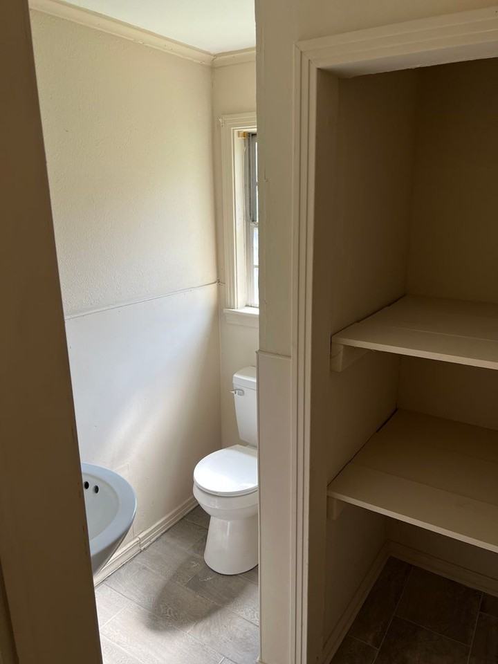 261 E Jordan St - Photo 6 of 19