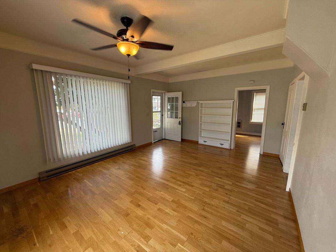 138 Nw 17th Ave - Photo 3 of 14