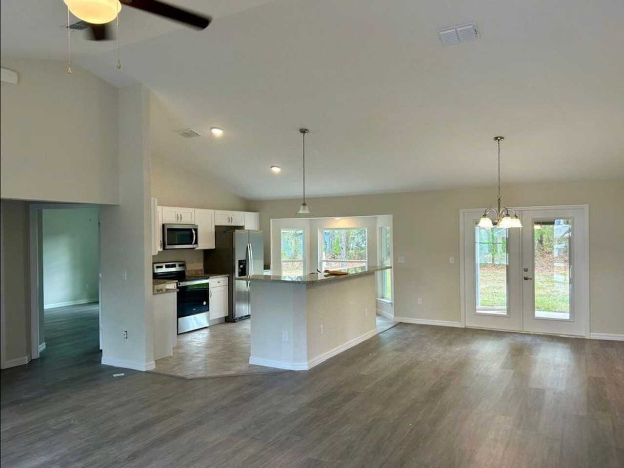 8838 Se 161st St - Photo 2 of 14