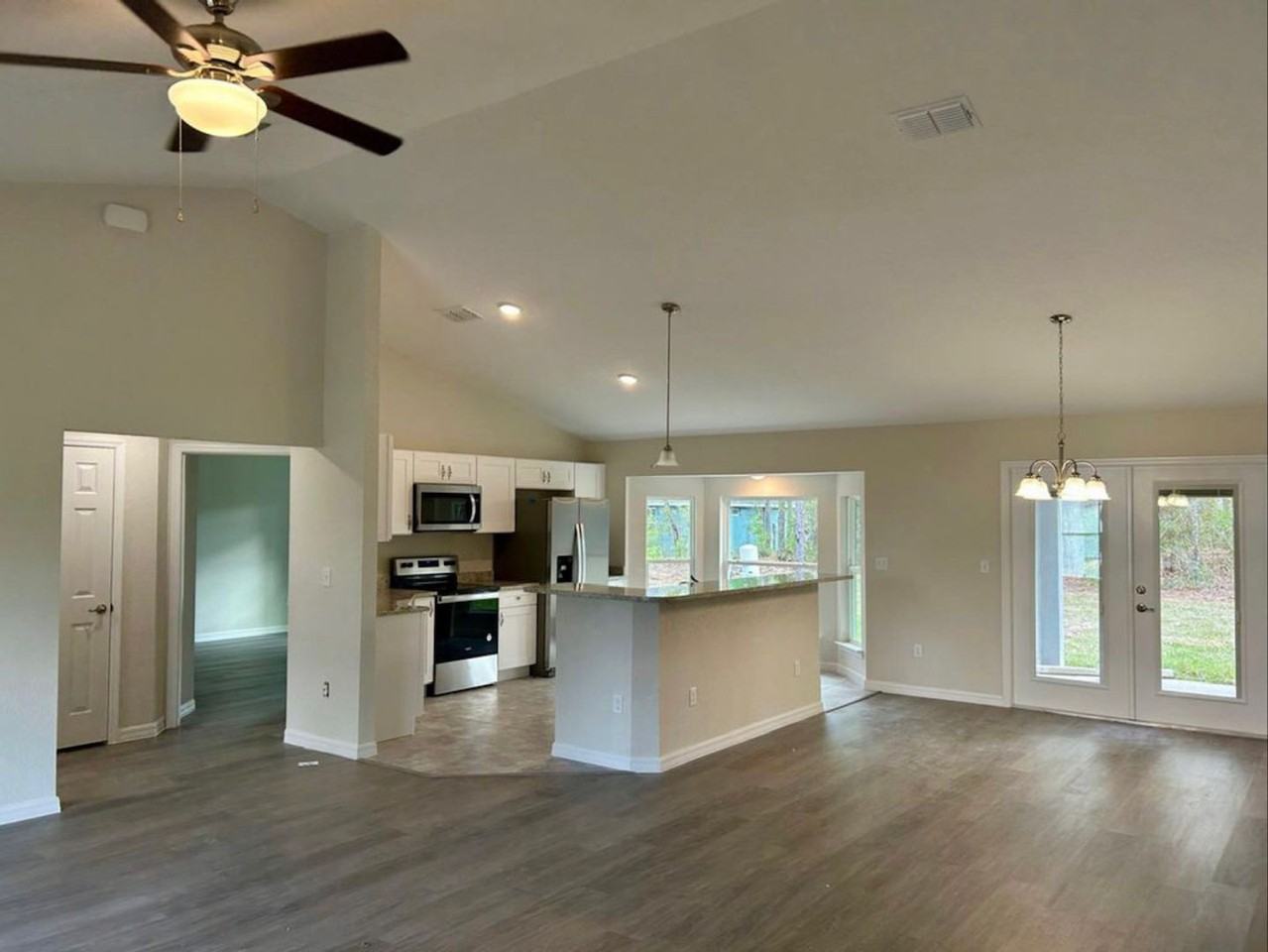 8838 Se 161st St - Photo 7 of 14