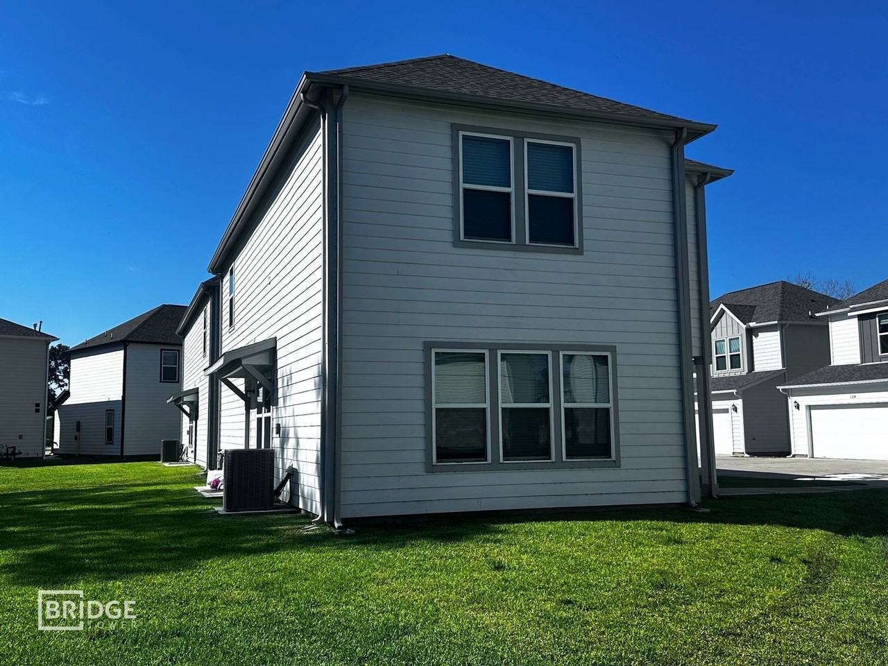 120 Pecan Ln - Photo 2 of 17