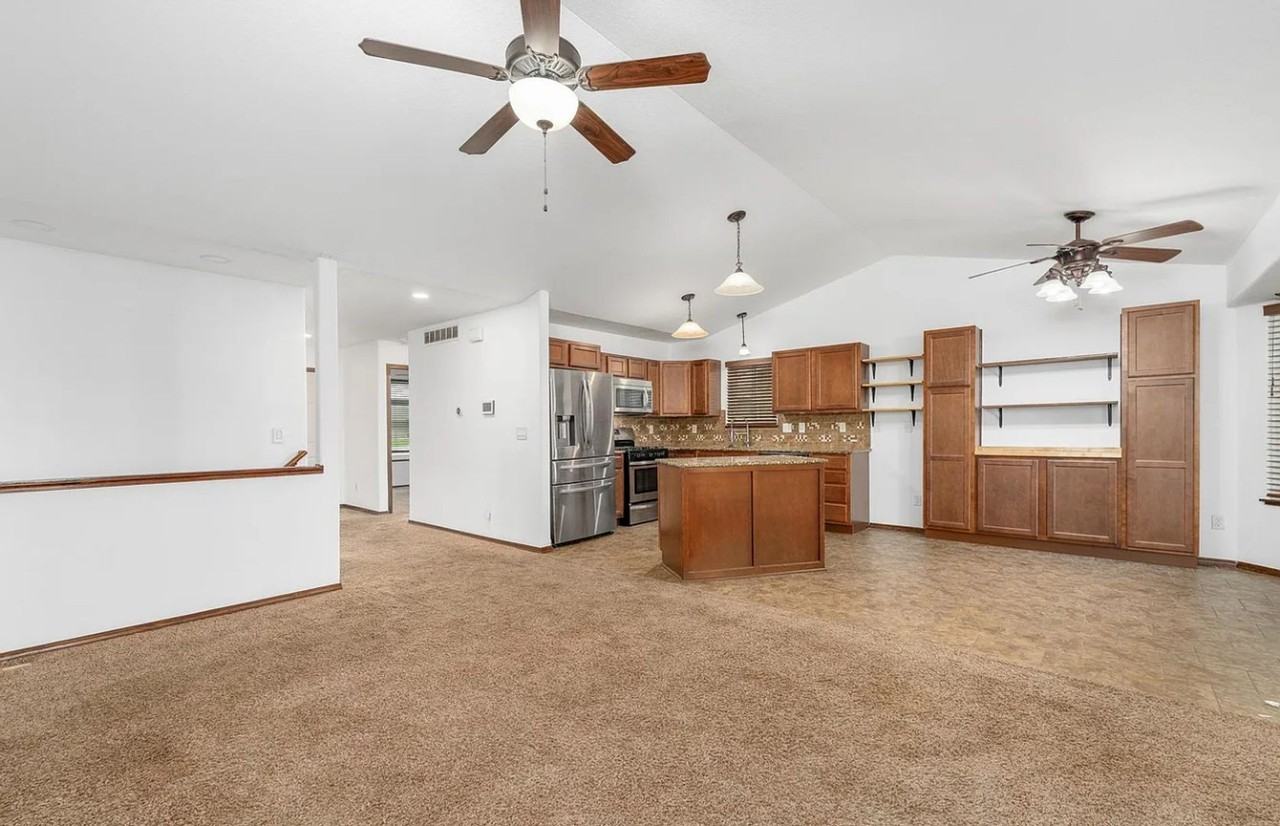 5334 N Rock Spring St - Photo 3 of 17